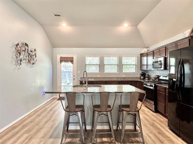 1039 Blue Moon Court, Conroe, TX 77301