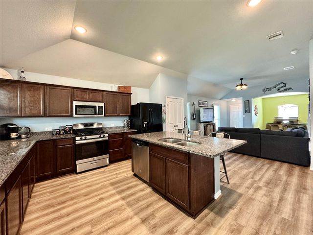 1039 Blue Moon Court, Conroe, TX 77301