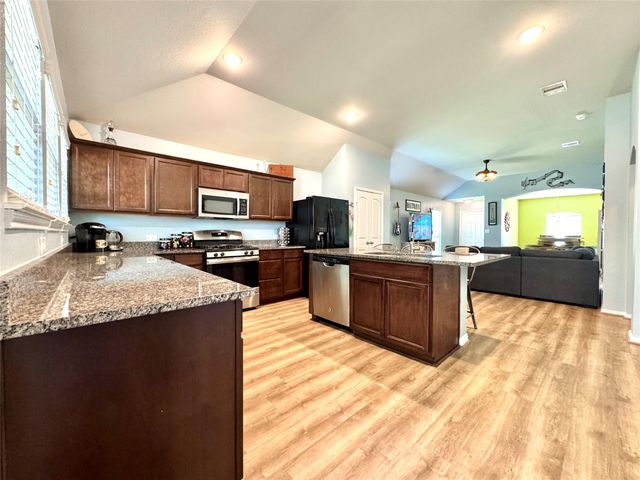 1039 Blue Moon Court, Conroe, TX 77301