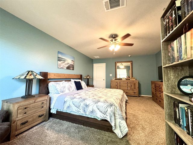 1039 Blue Moon Court, Conroe, TX 77301