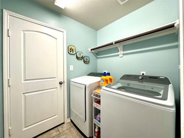 1039 Blue Moon Court, Conroe, TX 77301