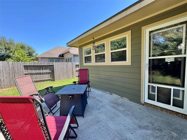1039 Blue Moon Court, Conroe, TX 77301