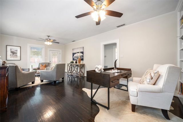 2047 Harvard Street, Houston, TX 77008