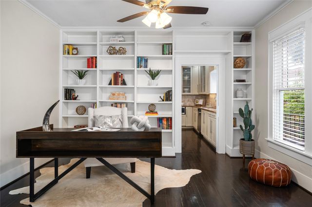 2047 Harvard Street, Houston, TX 77008