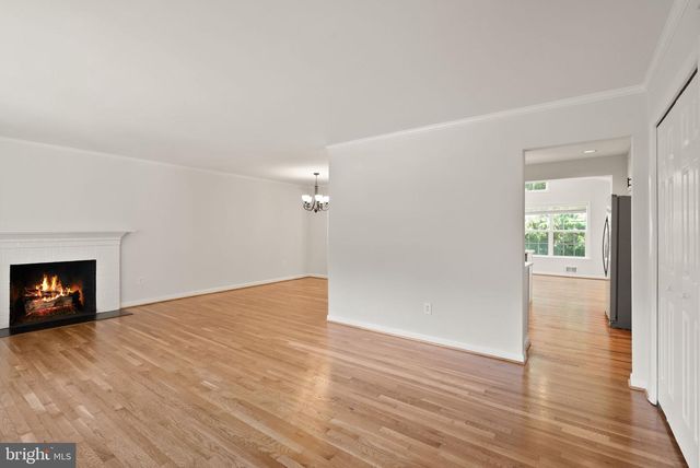 3906 IVYDALE DR, Annandale, VA 22003