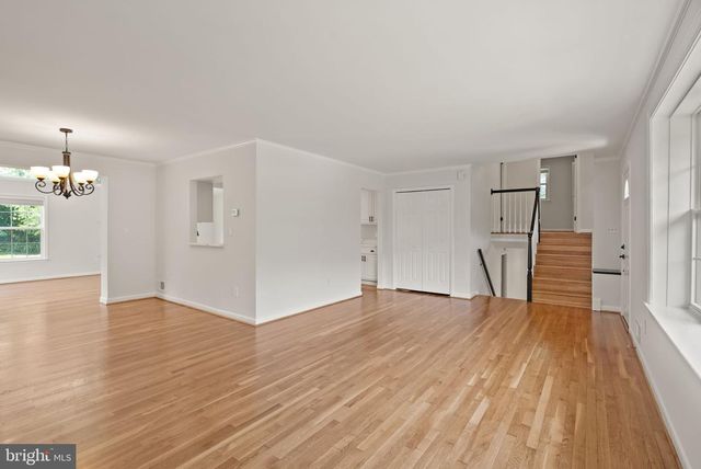 3906 IVYDALE DR, Annandale, VA 22003
