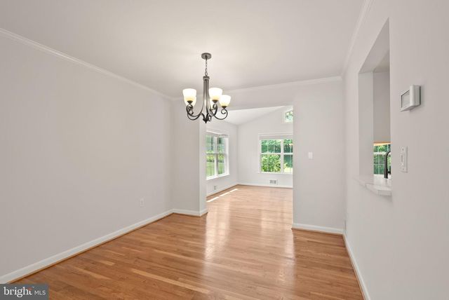 3906 IVYDALE DR, Annandale, VA 22003