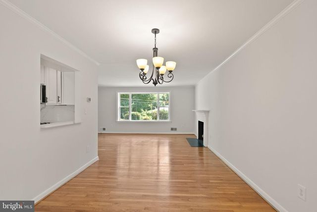3906 IVYDALE DR, Annandale, VA 22003