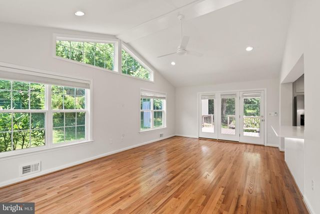 3906 IVYDALE DR, Annandale, VA 22003