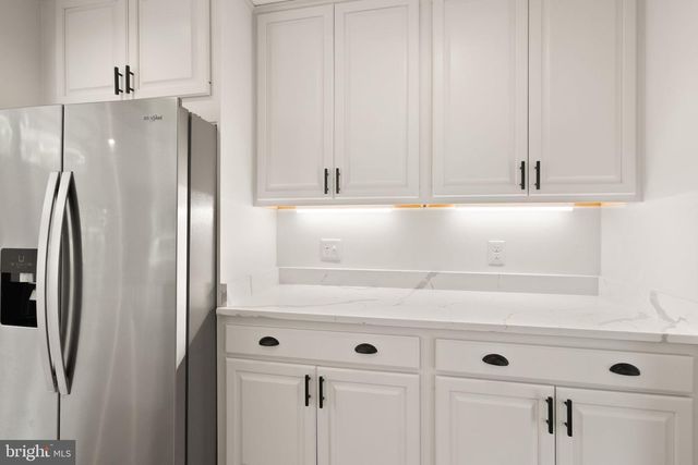 3906 IVYDALE DR, Annandale, VA 22003