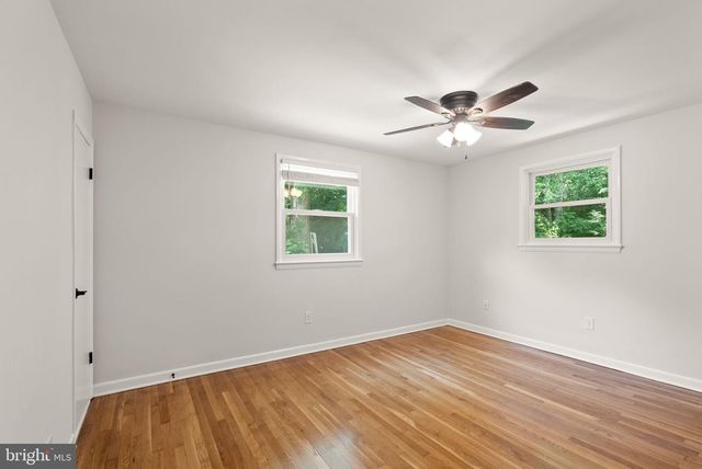 3906 IVYDALE DR, Annandale, VA 22003