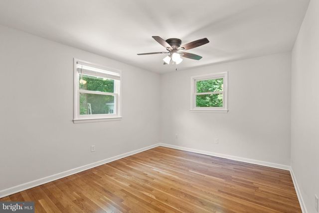 3906 IVYDALE DR, Annandale, VA 22003