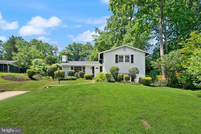 3906 IVYDALE DR, Annandale, VA 22003