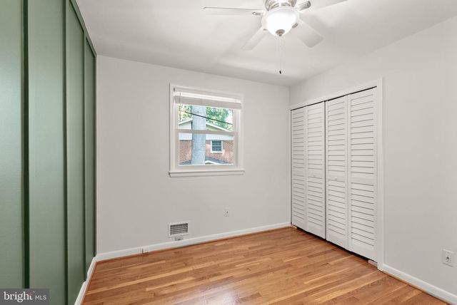 3906 IVYDALE DR, Annandale, VA 22003