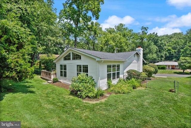3906 IVYDALE DR, Annandale, VA 22003