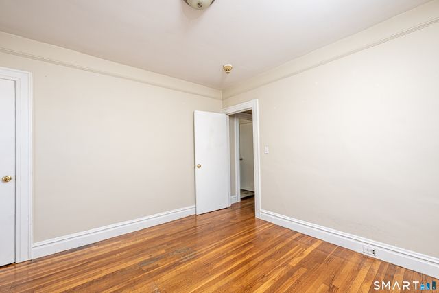 1003 Whalley Avenue 3, New Haven, CT 06515