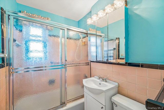 199-07 17th Avenue 2-51, Bayside, NY 11360