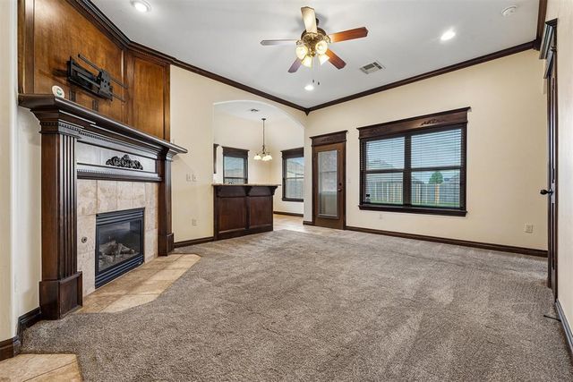 860 SW 10th Street, Moore, OK 73160