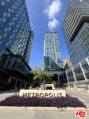 889 Francisco Street 701, Los Angeles, CA 90017