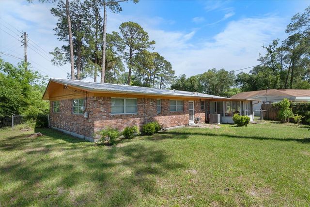 2214 NE 17TH TERRACE, Gainesville, FL 32609