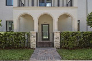 4532 NW 83 Passage 0, Doral, FL 33166