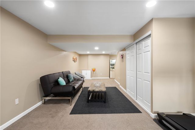 1336 Sandstone, South Fayette, PA 15057