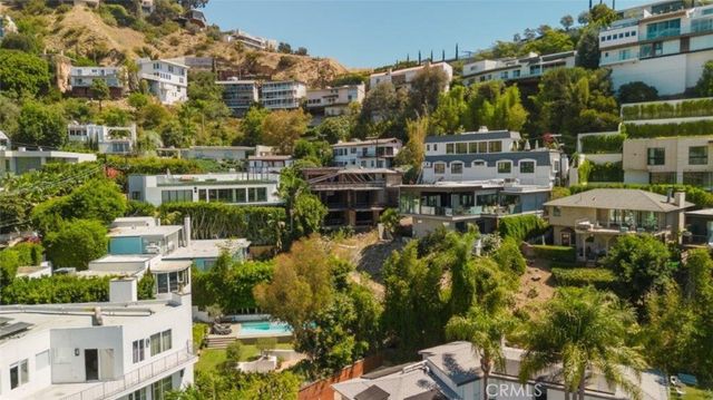 1688 Sunset Plaza Drive, Los Angeles, CA 90069