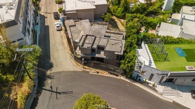 1688 Sunset Plaza Drive, Los Angeles, CA 90069