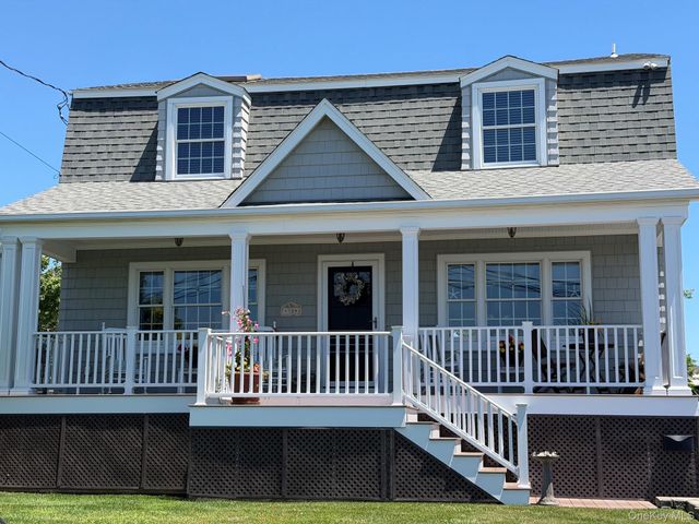 30 Namkee Lane, Blue Point, NY 11715