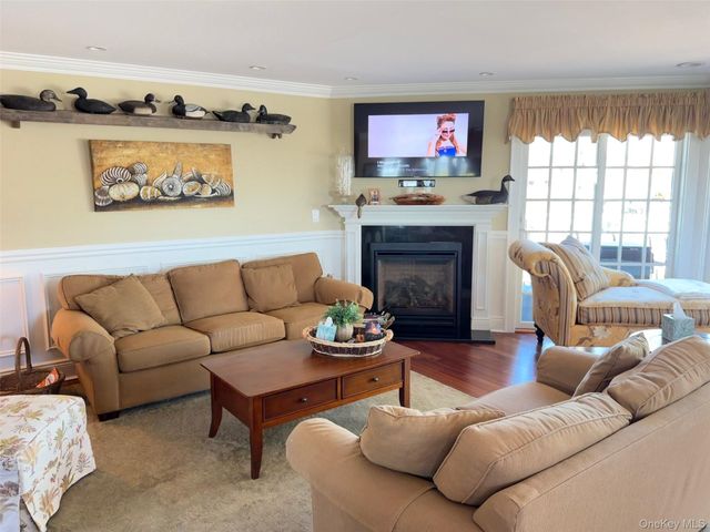 30 Namkee Lane, Blue Point, NY 11715