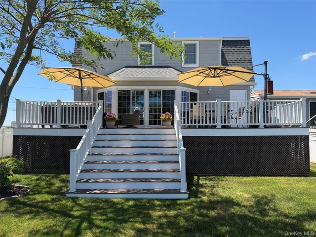 30 Namkee Lane, Blue Point, NY 11715