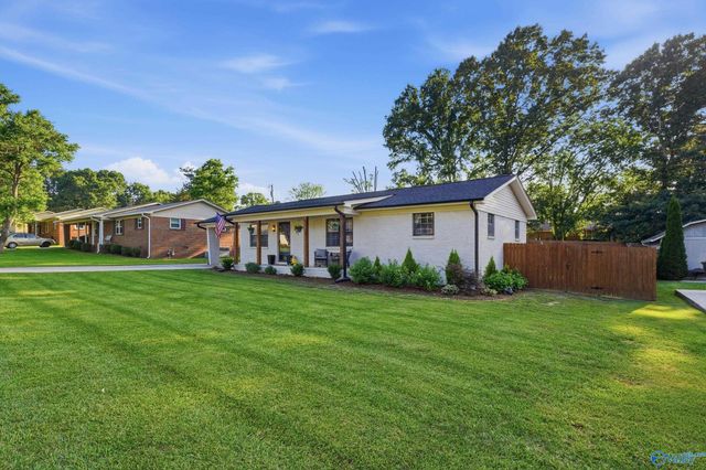 801 Cooper Lane, Hartselle, AL 35640