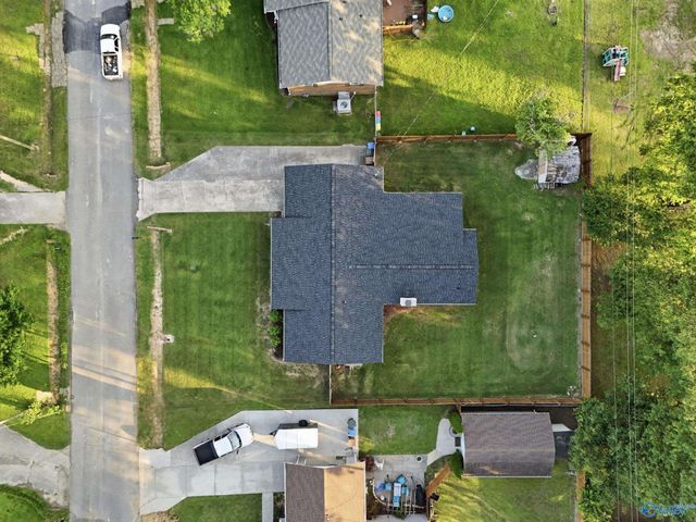 801 Cooper Lane, Hartselle, AL 35640