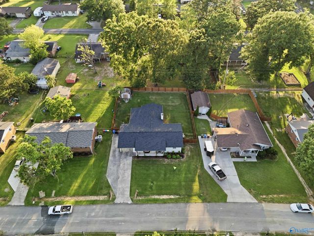 801 Cooper Lane, Hartselle, AL 35640