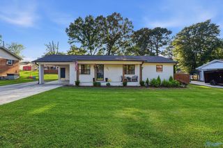 801 Cooper Lane, Hartselle, AL 35640