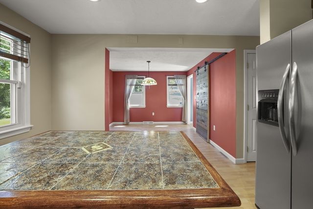 8 Walker Rd, Franklin, MA 02038