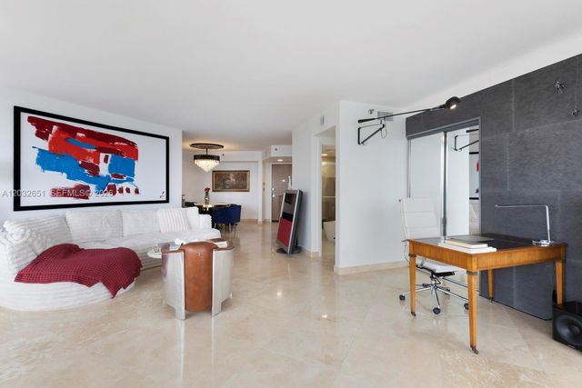 1000 W Island Boulevard 911, Aventura, FL 33160
