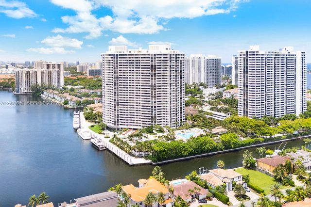 1000 W Island Boulevard 911, Aventura, FL 33160