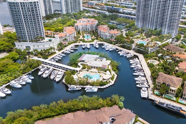 1000 W Island Boulevard 911, Aventura, FL 33160