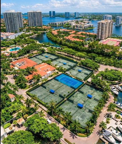 1000 W Island Boulevard 911, Aventura, FL 33160