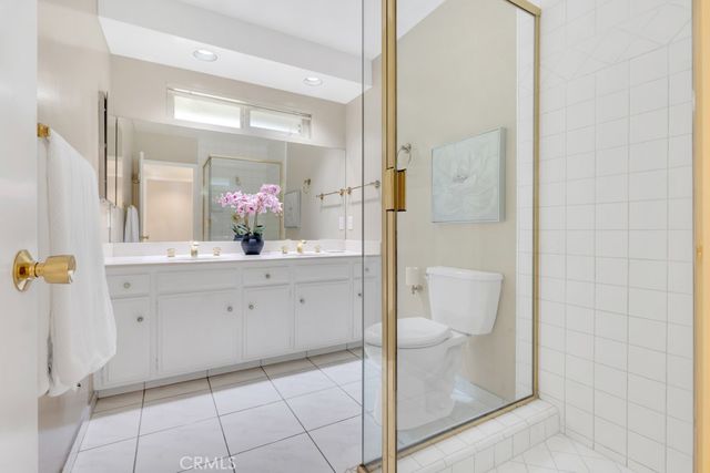 19615 Vintage Street, Northridge, CA 91324