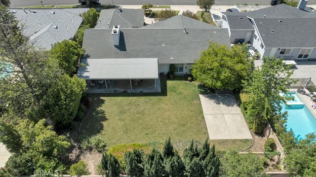 19615 Vintage Street, Northridge, CA 91324