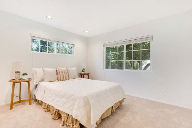 19615 Vintage Street, Northridge, CA 91324