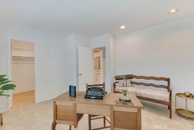19615 Vintage Street, Northridge, CA 91324