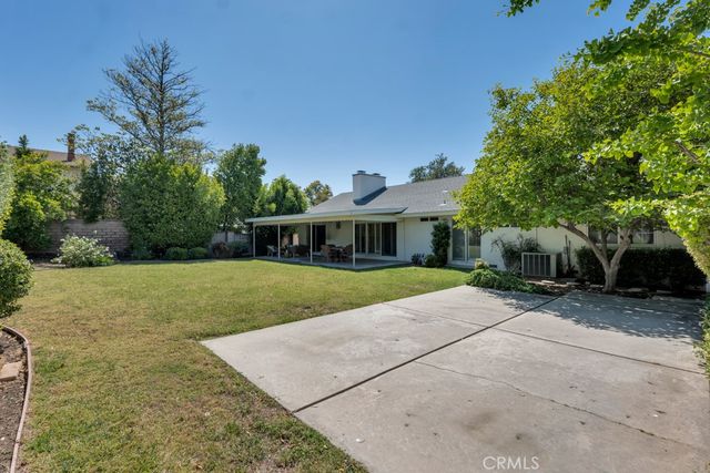 19615 Vintage Street, Northridge, CA 91324