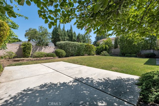 19615 Vintage Street, Northridge, CA 91324