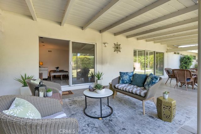 19615 Vintage Street, Northridge, CA 91324