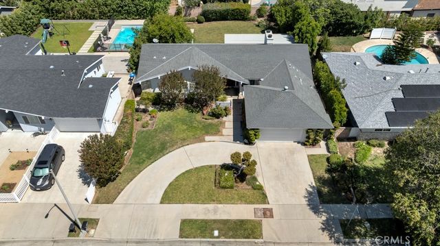 19615 Vintage Street, Northridge, CA 91324