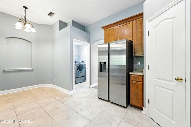 6759 CHESTER PARK Drive, Jacksonville, FL 32222