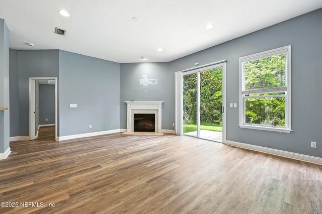 6759 CHESTER PARK Drive, Jacksonville, FL 32222